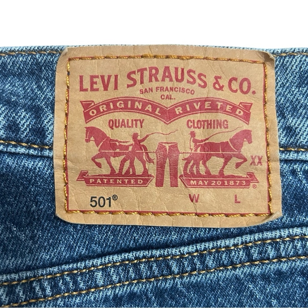 Levi's Women's Straight Leg Blue Jeans - Picture 3 of 6